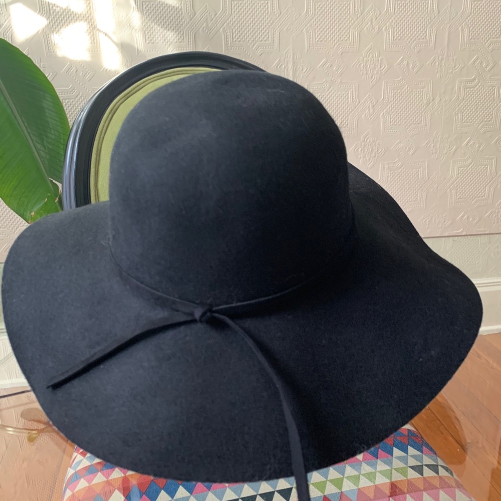 Francesca’s Felt Floppy Hat